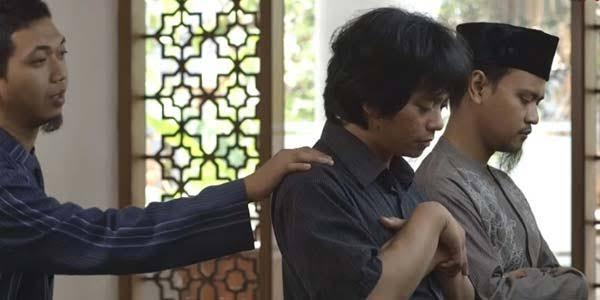 Orang yang Tidak Boleh Mengikuti Shalat Jamaah